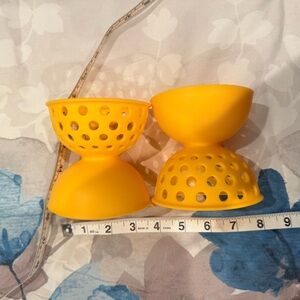 NWOT Yellow Silicone egg poacher set OXO